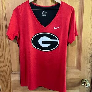 Women's Nike Dri - Fit Red Georgia Bulldogs Fan V-Neck T-Shirt Size L